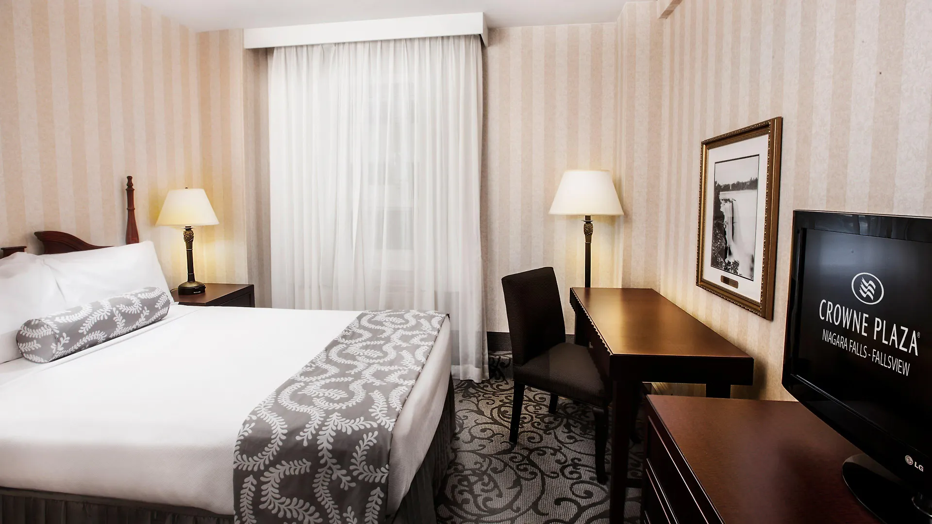 The Brock Niagara Falls Fallsview, Tapestry By Hilton