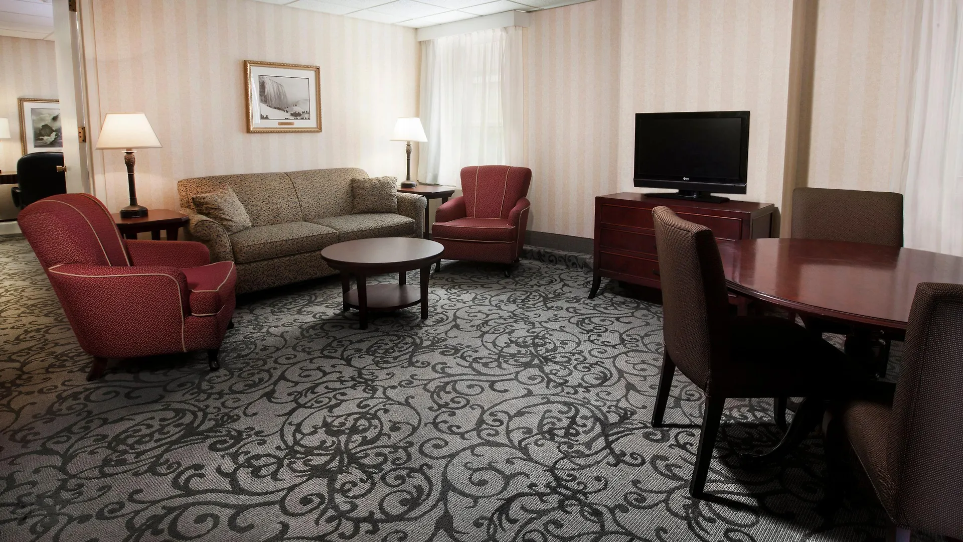 The Brock Niagara Falls Fallsview, Tapestry By Hilton